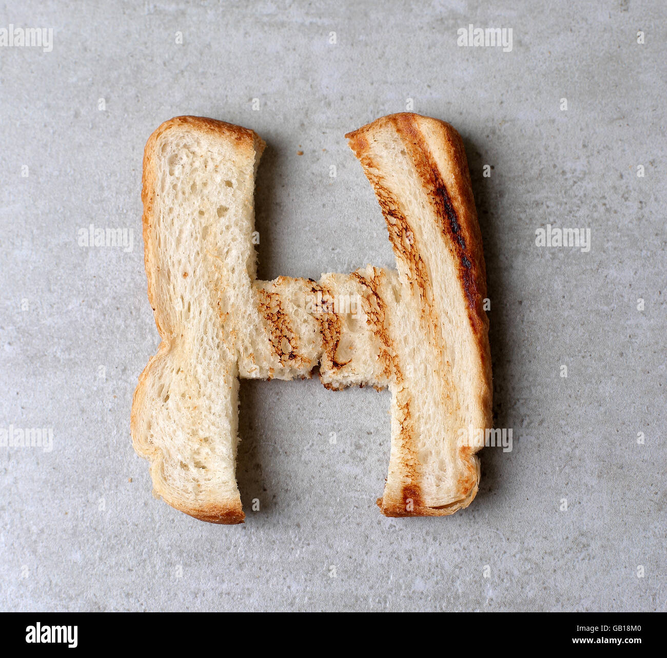 шрифт для сладостей. хлебный алфавит. буквы из хлеба. хлебные буквы. хлебные буквы.