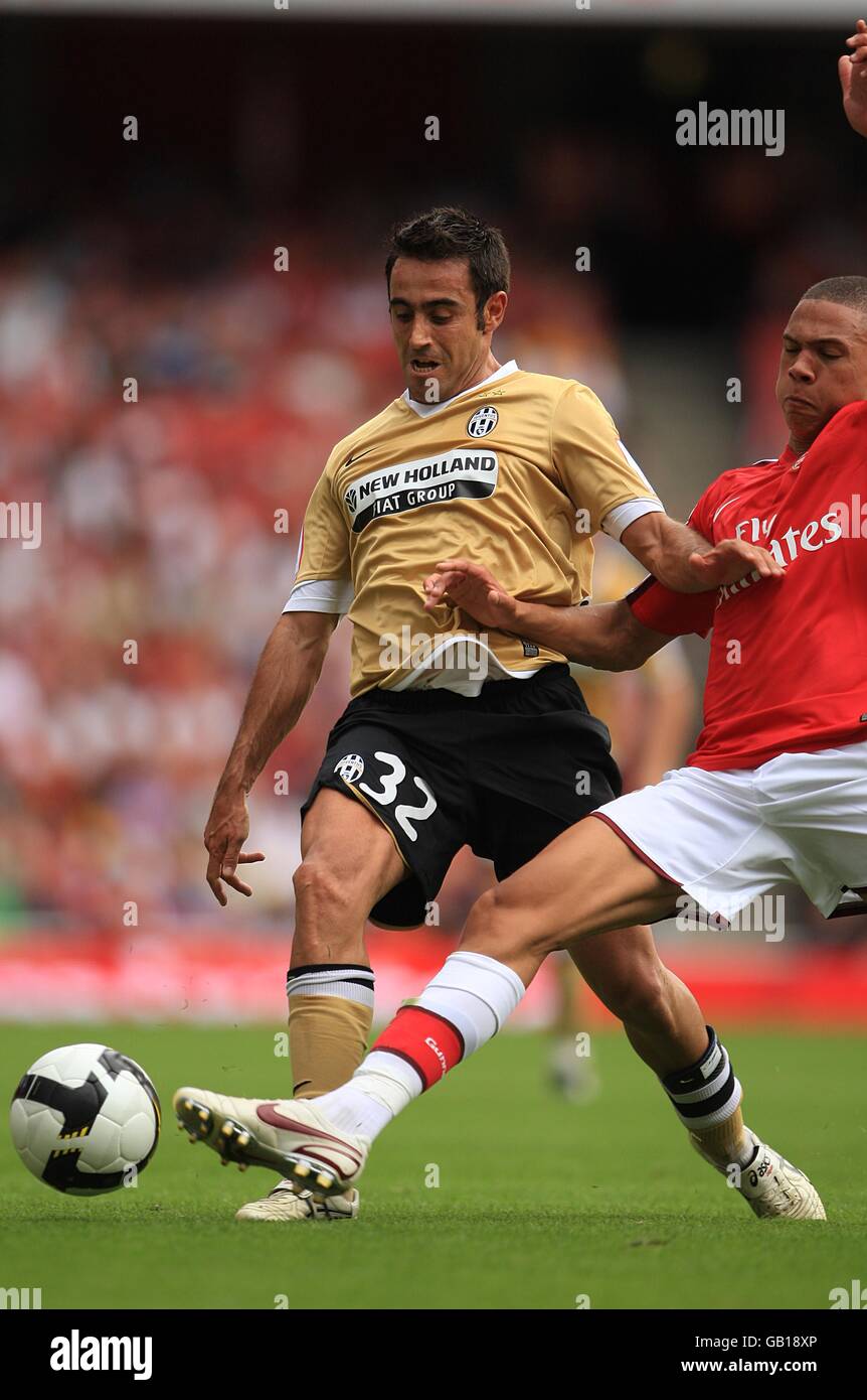 Soccer - The Emirates Cup - Arsenal v Juventus - Emirates Stadium Stock Photo