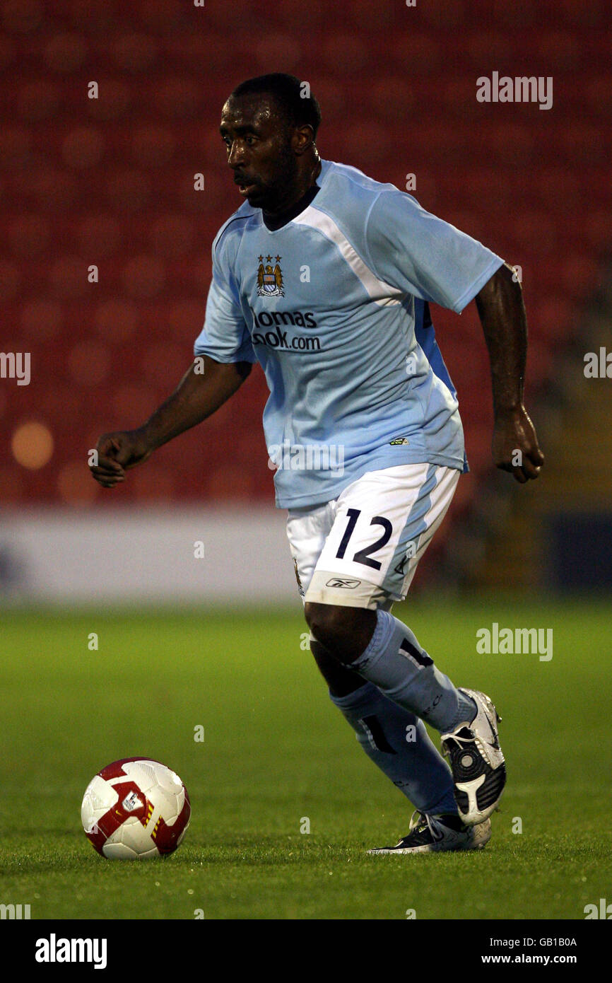 Soccer - UEFA Cup - First Qualifying Round - Second leg - Manchester City v EB Streymur- Oakwell Stock Photo