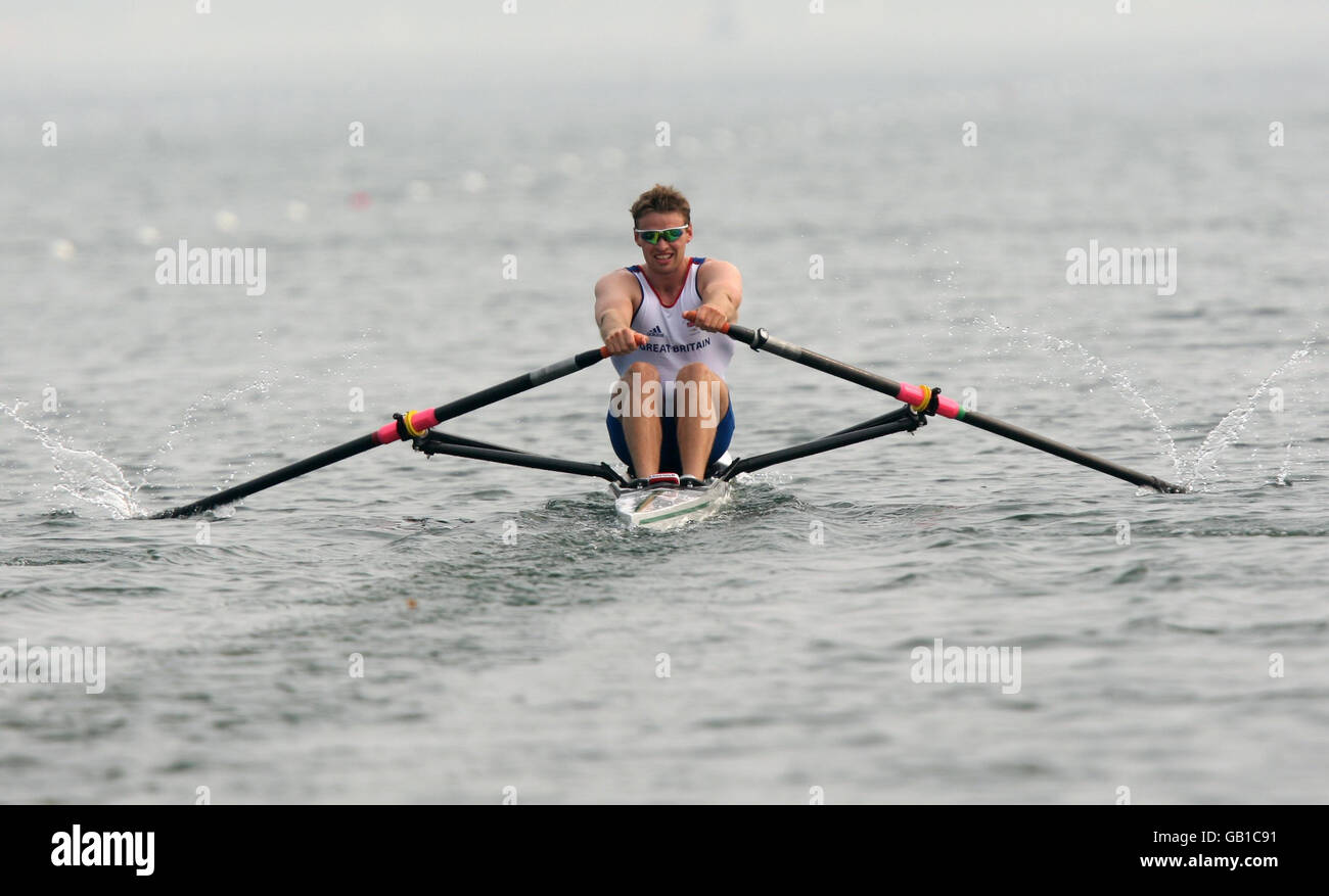 Olympics - Beijing Olympic Games 2008 - Day One. Great Britain's Alan Campbell during his men's single scull's qualification race in Beijing, China. Stock Photo