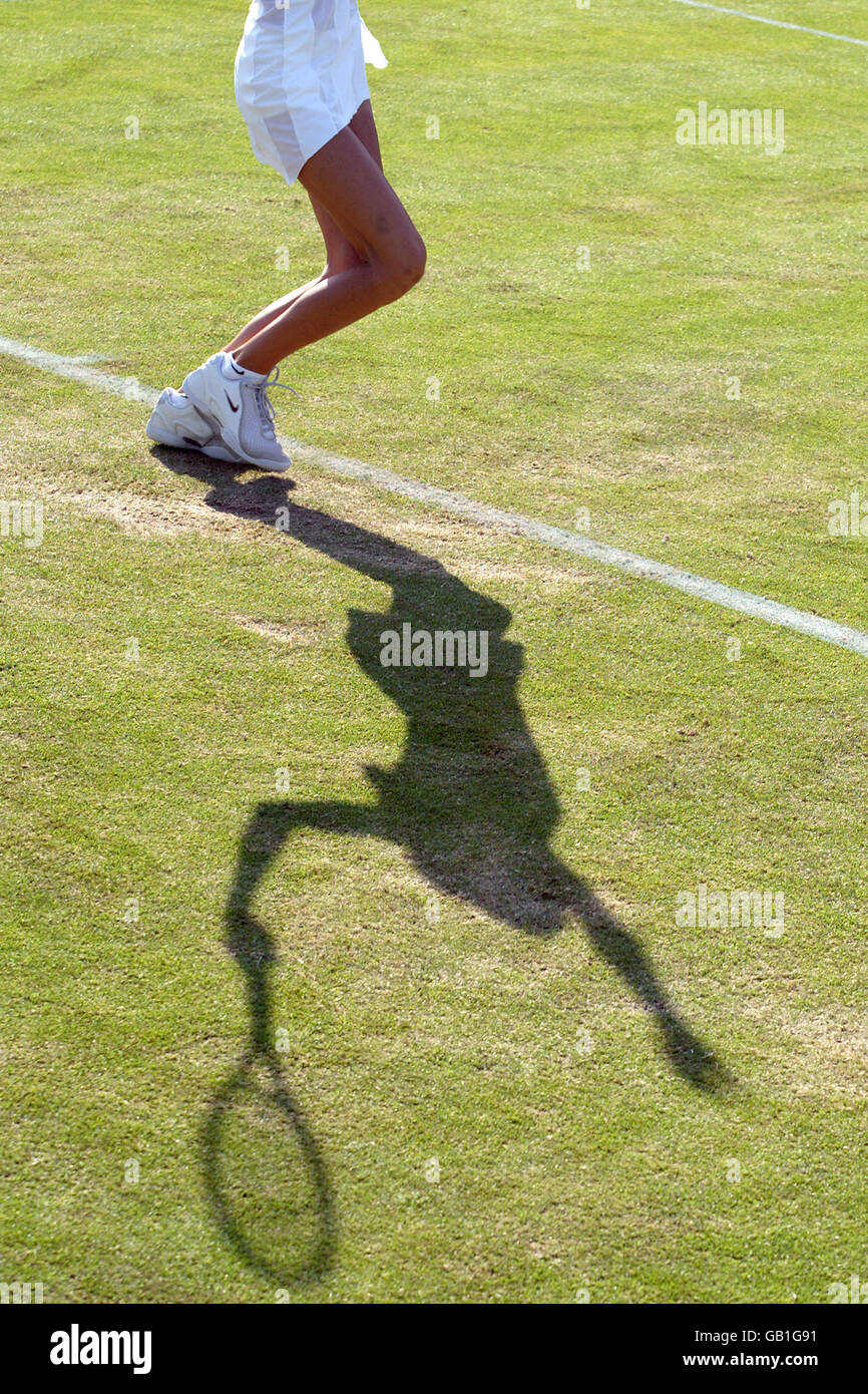 Tennis - Wimbledon 2003 - Women's Second Round - Daniela Hantuchova v Shinobu Asagoe Stock Photo