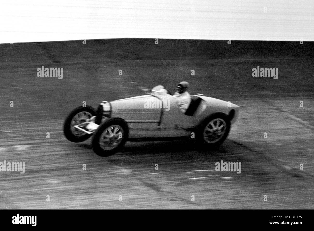Motor Racing George Eyston's MG women's Le Mans team, at