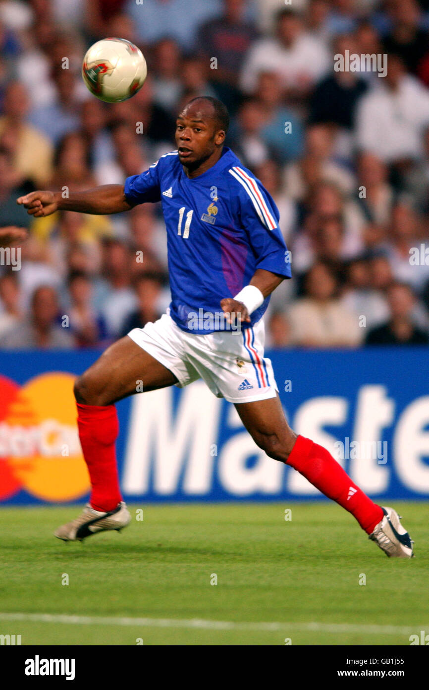 Soccer Fifa Confederations Cup 03 Group A France V Colombia Sylvain Wiltord France Stock Photo Alamy