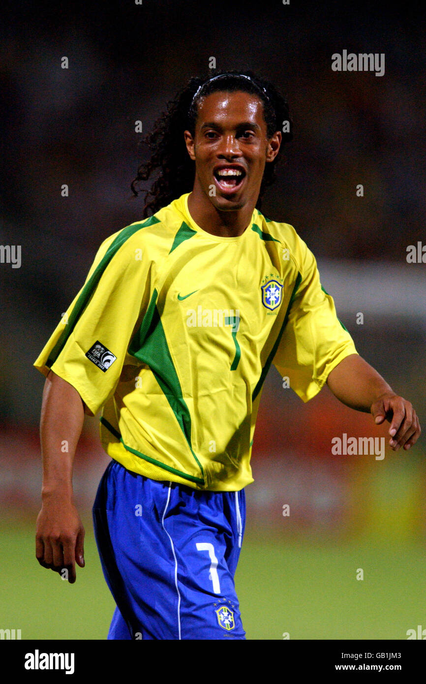 Ronaldinho hi-res stock photography and images - Alamy