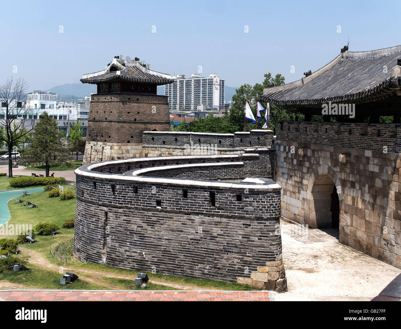 pavilion Seobukgongsimdon and northgate Hwaseomun of fortress Hwaseong, Suwon, Province Gyeonggi-do, South Korea, Asia Stock Photo