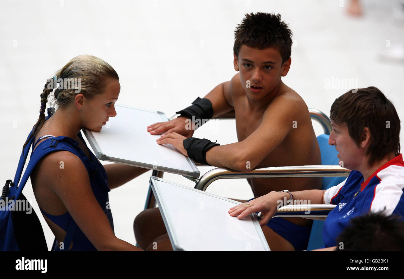 Olympics - Beijing Olympic Games 2008. Great Britain's Tom Daley with Tonia Couch at the National Aquatic Centre in Beijing, China. Stock Photo