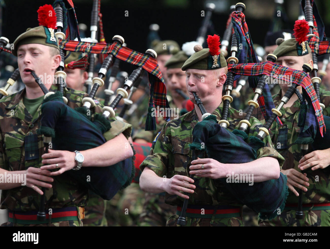 Edinburgh tattoo bagpipes hires stock photography and images Alamy