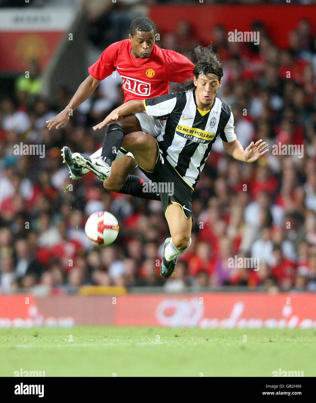 Action jump battle football man utd hi-res stock photography and images ...