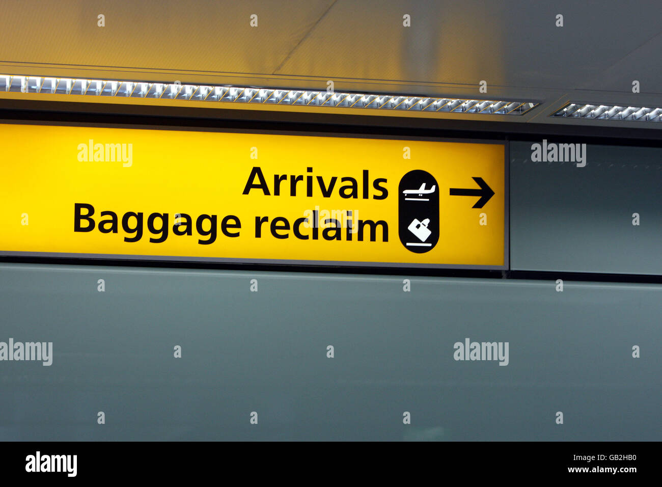 Heathrow Terminal 5 Stock Photo Alamy