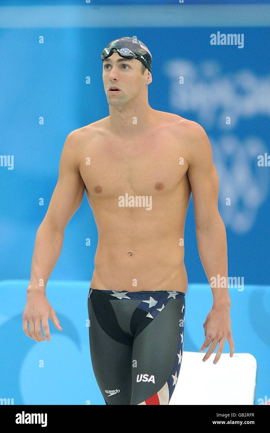 USA's Michael Phelps prepares to start in the Men's 200m Butterfly final at the National Aquatics Center on Day 5 of the 2008 Olympic Games in Beijing. Stock Photo