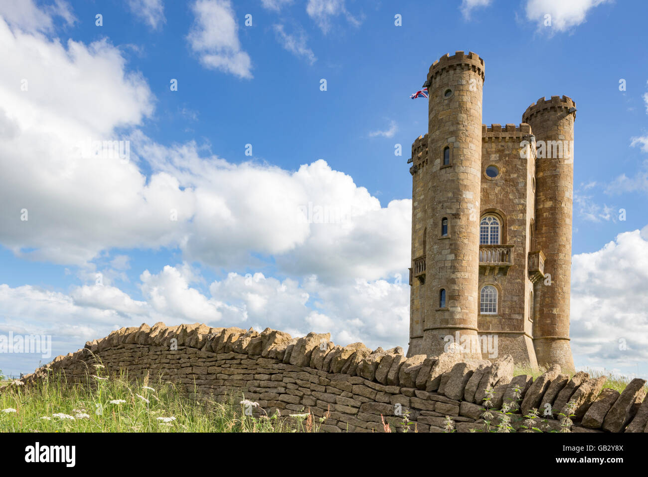 Broadway Tower folly and viewpoint, Broadway Country Park, Worcestershire, England, UK Stock Photo