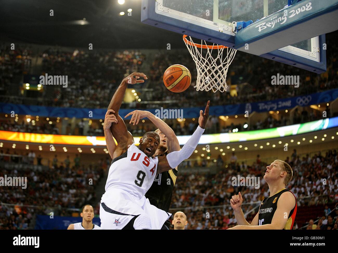 Dwyane wade retired hi-res stock photography and images - Alamy