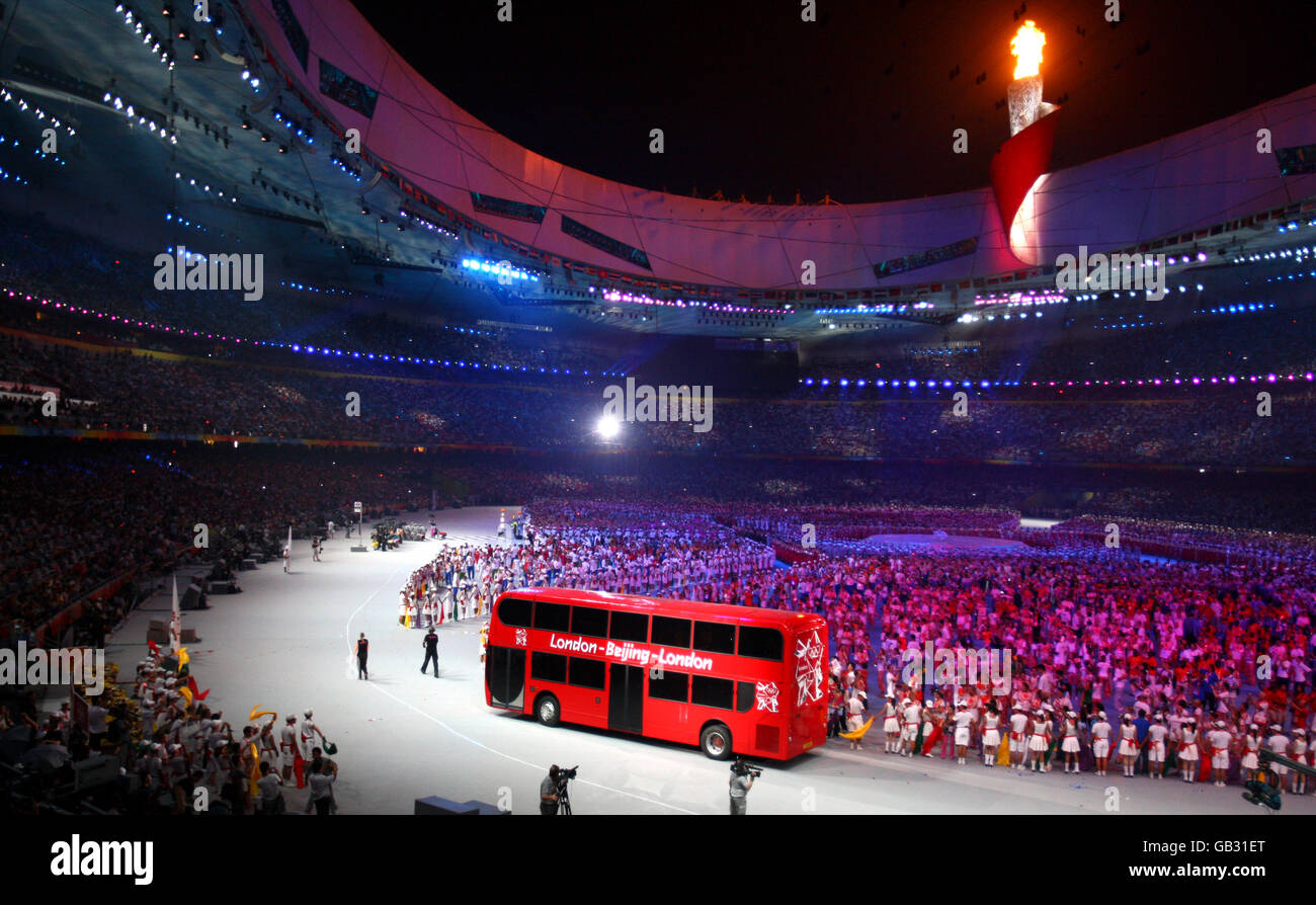 Olympics - Beijing Olympic Games 2008 - Closing Ceremony. A double decker bus arrives during the Closing Ceremony at the National Stadium during the 2008 Beijing Olympic Games, China. Stock Photo