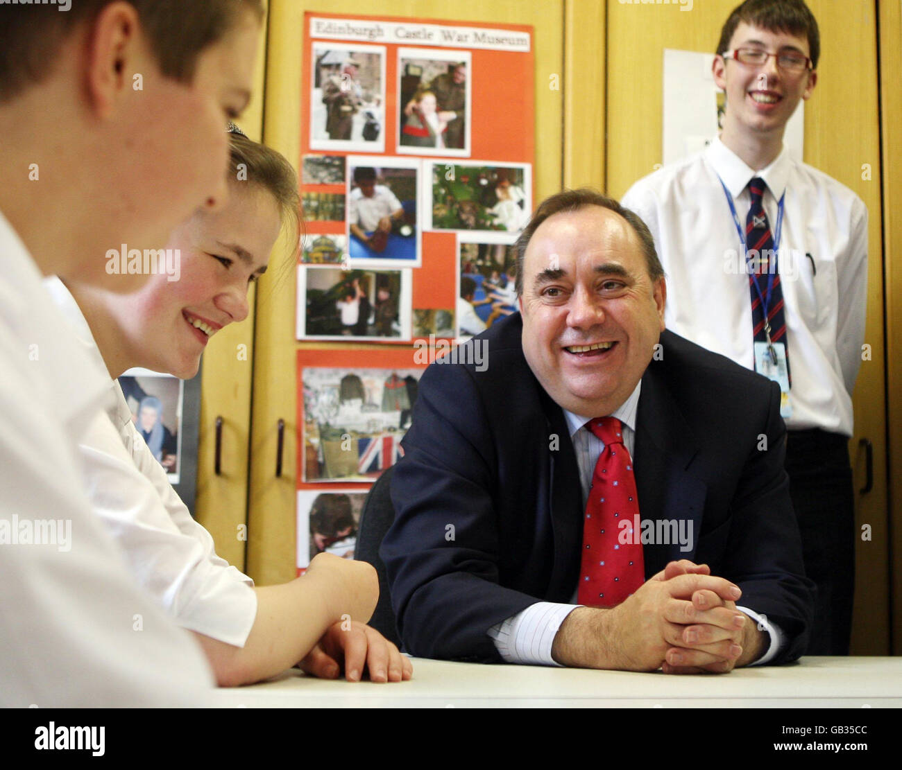 First Minister Alex Salmond visits the Royal Blind School and Scottish Braille Press at Craigmillar Park Campus, Edinburgh. Stock Photo