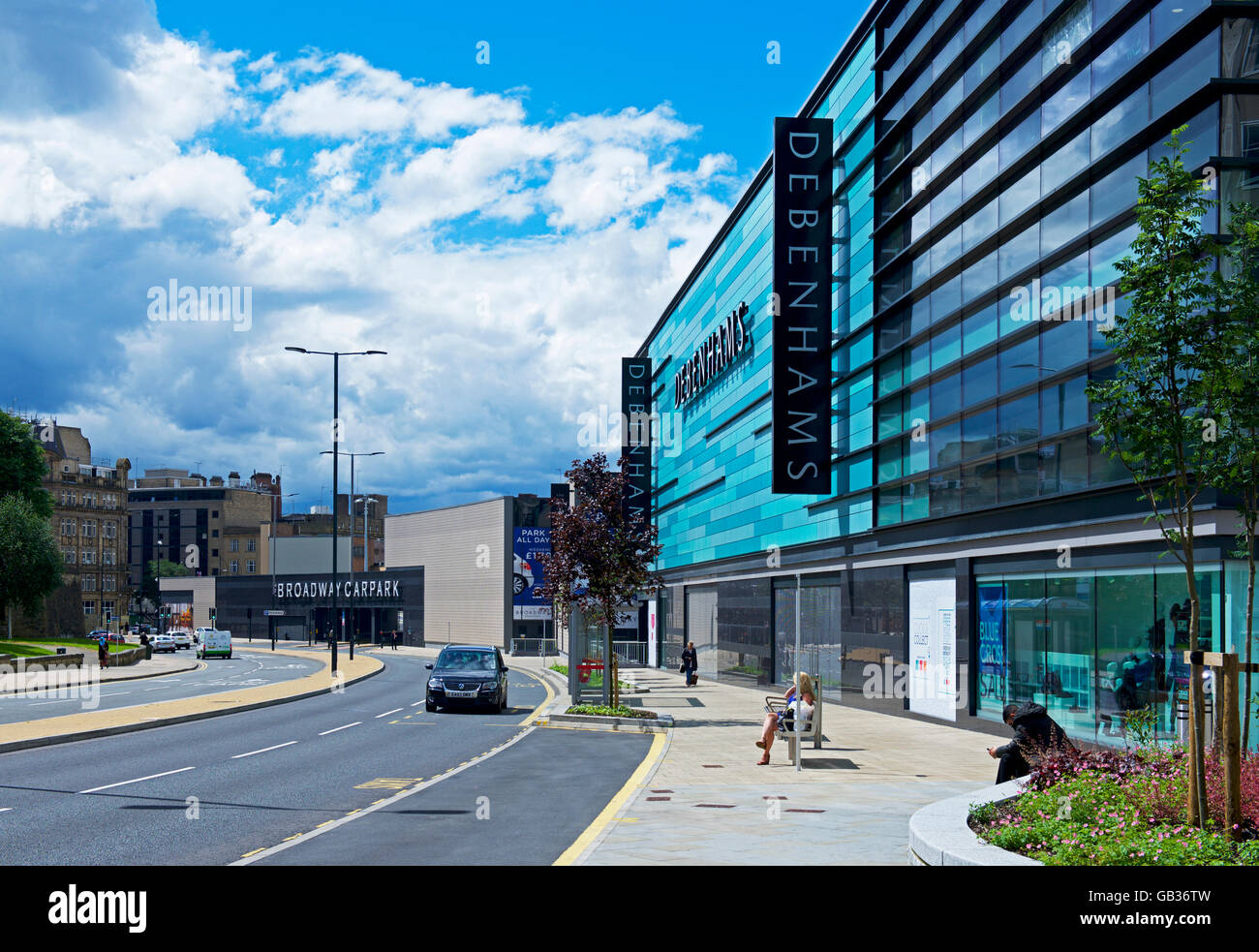 Broadway bradford shopping centre hires stock photography and images Alamy