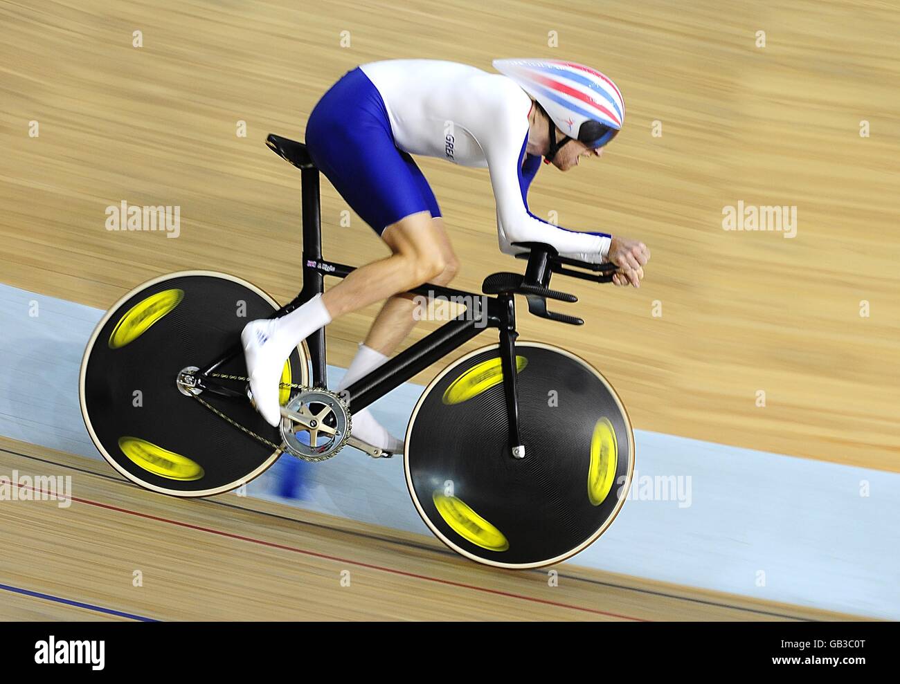Great Britain's Bradley Wiggins competes in the Men's Individual Pursuit Qualifying at the Laoshan Velodrome on day 7 of the 2008 Olympic Games in Beijing. Stock Photo