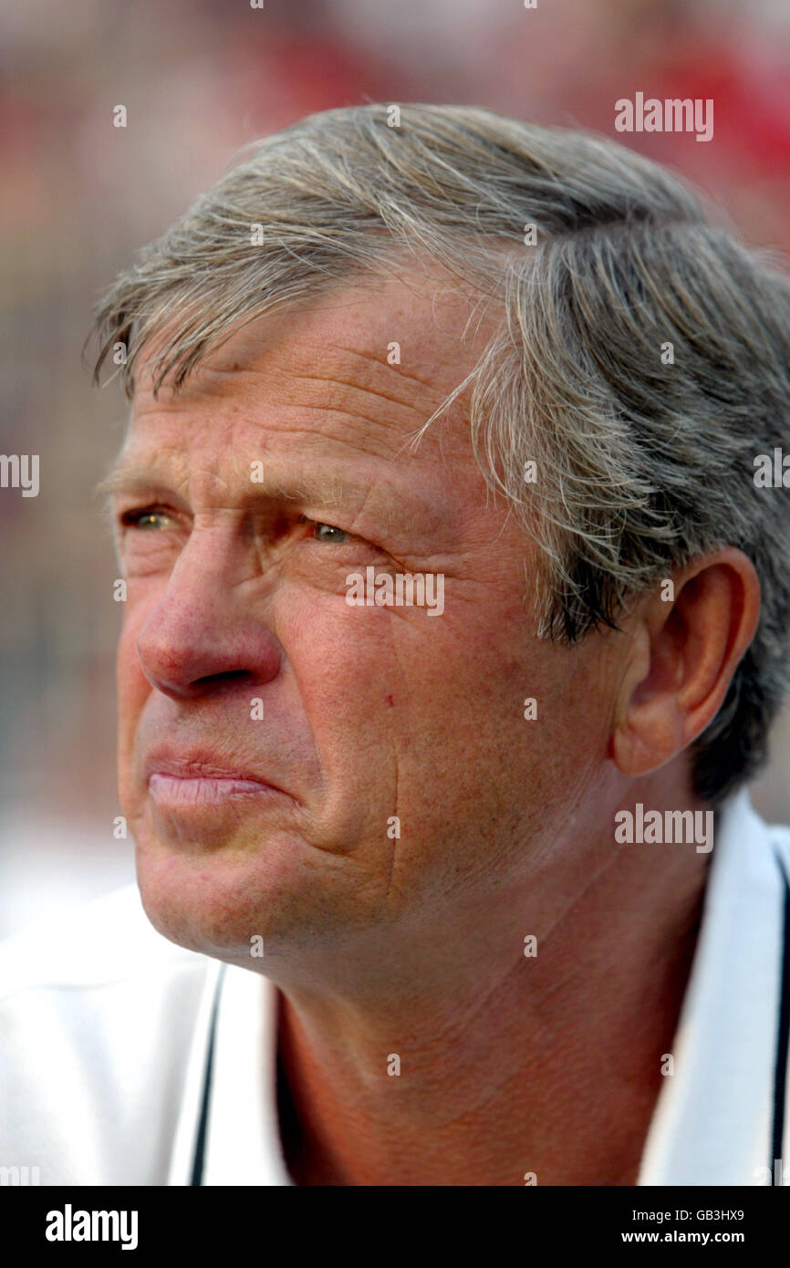 Soccer - American MLS - Chicago Fire v Kansas City Wizards. Kansas City Wizards' coach Bob Gansler Stock Photo