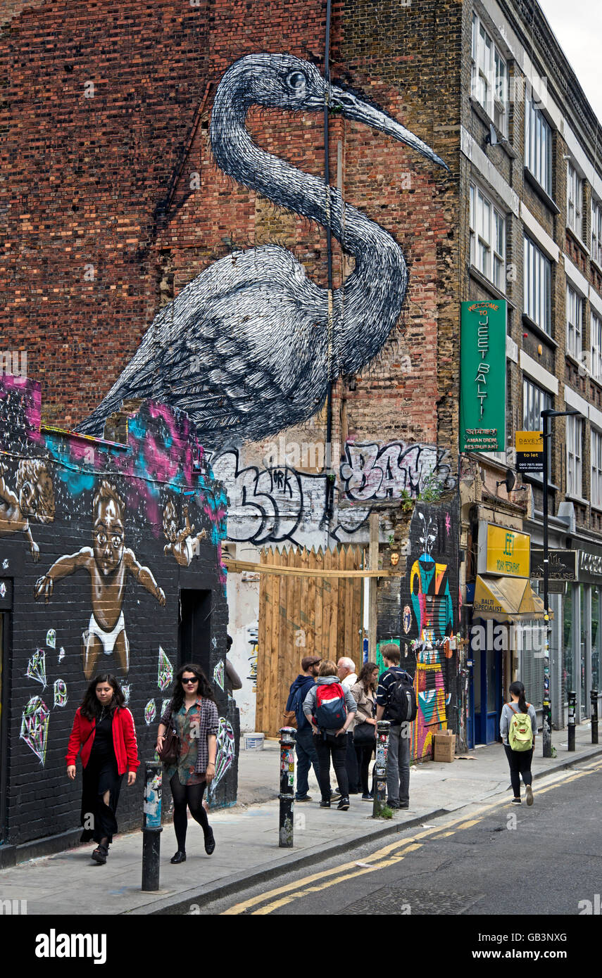 Crane by Belgian street artist Roa in Hanbury Street just off Brick Lane, Shoreditch, East London, UK. Stock Photo