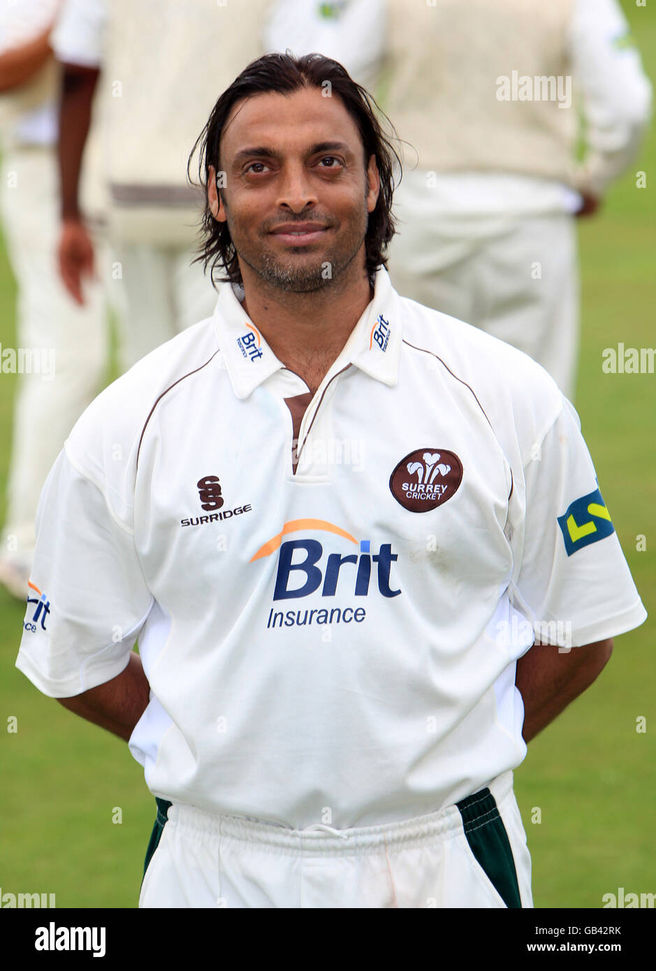 Cricket - Liverpool Victoria County Championship - Division One - Day Two - Surrey v Hampshire - The Brit Oval. Surrey's Shoaib Akhtar Stock Photo