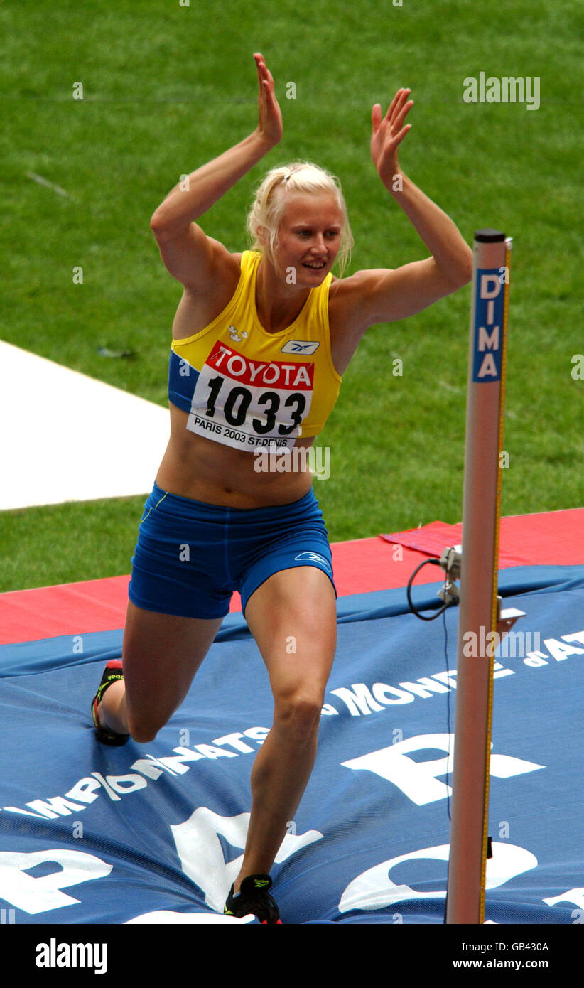 Athletics iaaf world athletics championships paris 2003 womens heptathlon hires stock