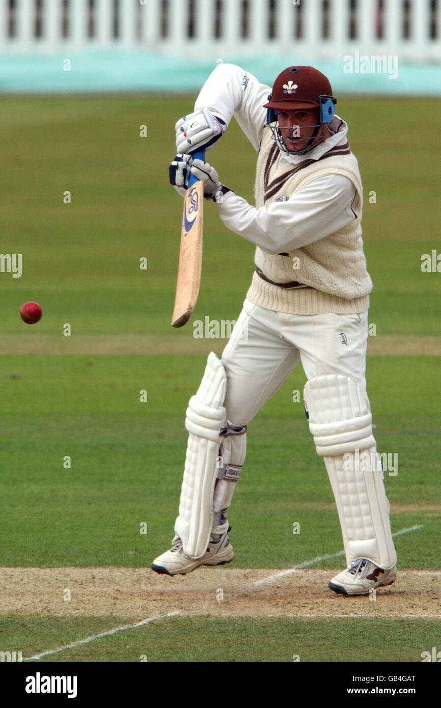 Cricket - Frizzell County Championship - Division One - Surrey v Kent. Surrey's Graham Thorpe in action Stock Photo