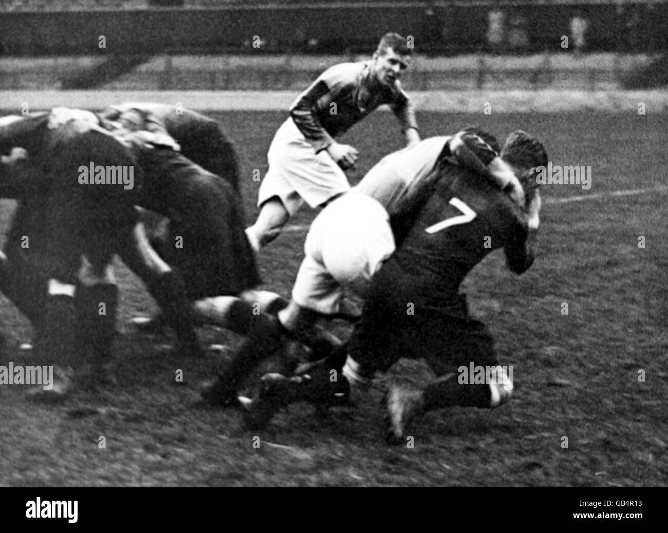 Blackheath scrum half JT Kemp (r) is tackled around the neck after a scrum Stock Photo