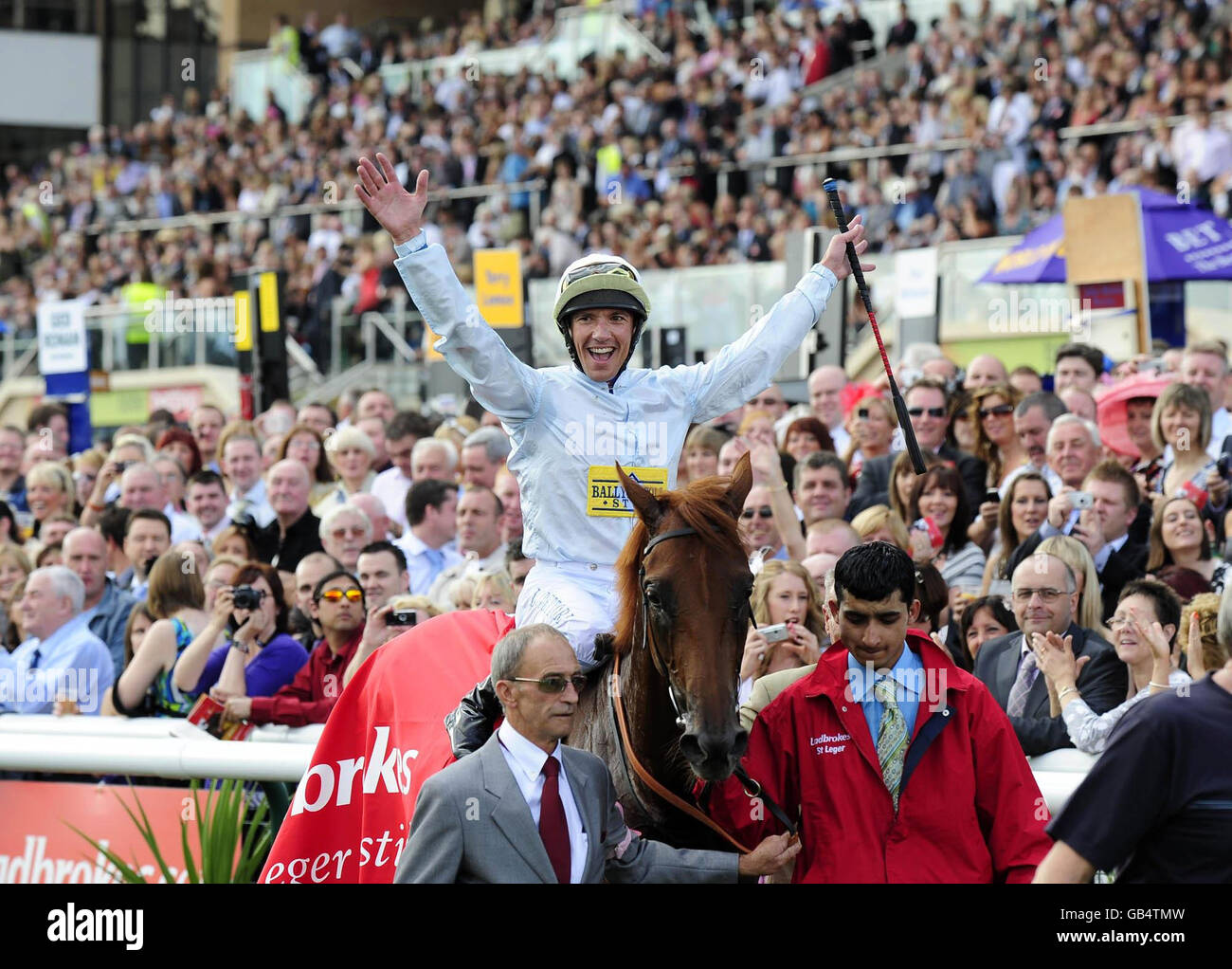 Horse Racing - Ladbrokes St Leger Day - Doncaster Racecourse Stock Photo: 110130633 - Alamy