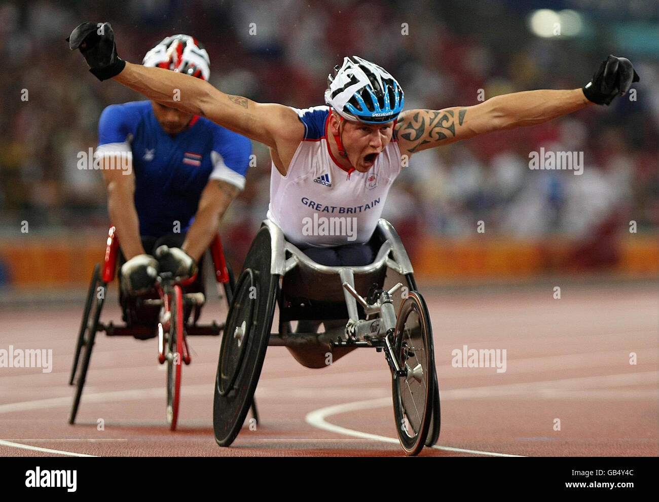 Paralympics - Beijing Paralympic Games 2008 - Day Ten. Great Britain's David Weir winning the gold in the men's T54 1500M Final in the National Stadium, in Beijing, China. Stock Photo
