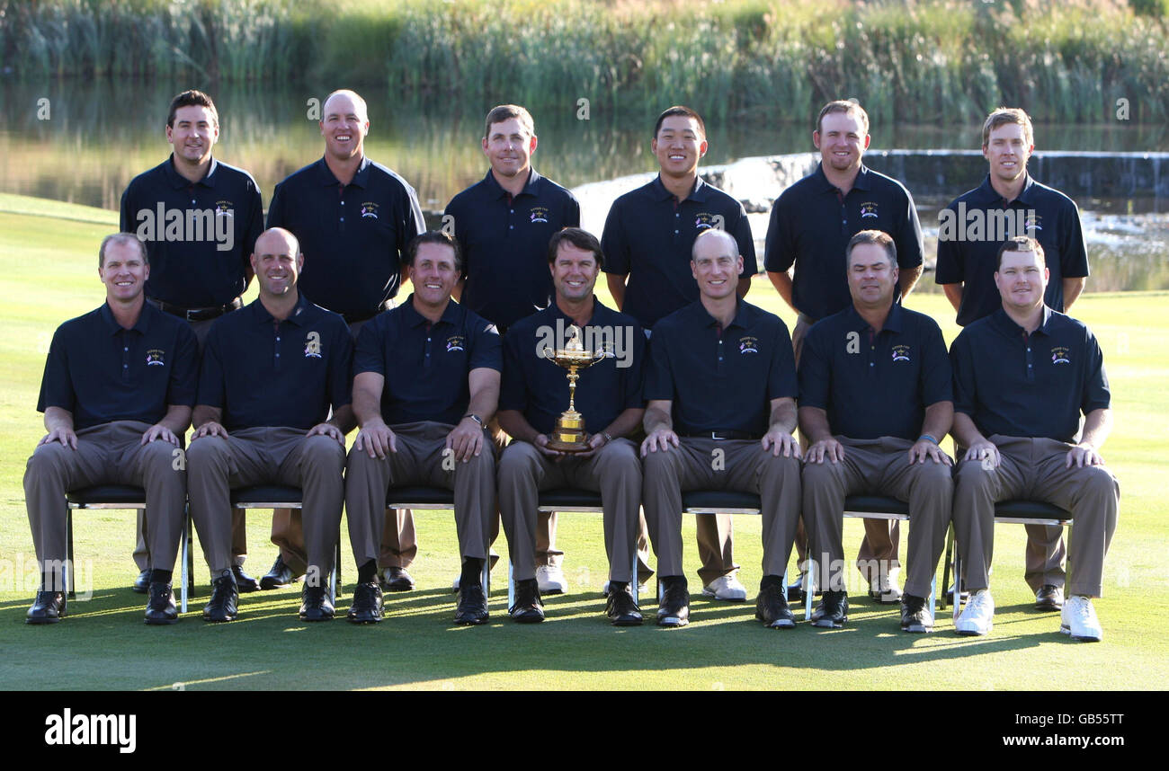 USA's Ryder Cup Team (from bottom left) Steve Stricker, Stewart Cink, Phil Mickelson, Paul Azinger, Jim Furyk, Kenny Perry, Chad Campbell. (from top left) Ben Curtis, Boo Weekley, Justin Leonard, Anthony Kim, J.B. Holmes, Hunter Mahan at Valhalla Golf Club, Louisville, USA. Stock Photo