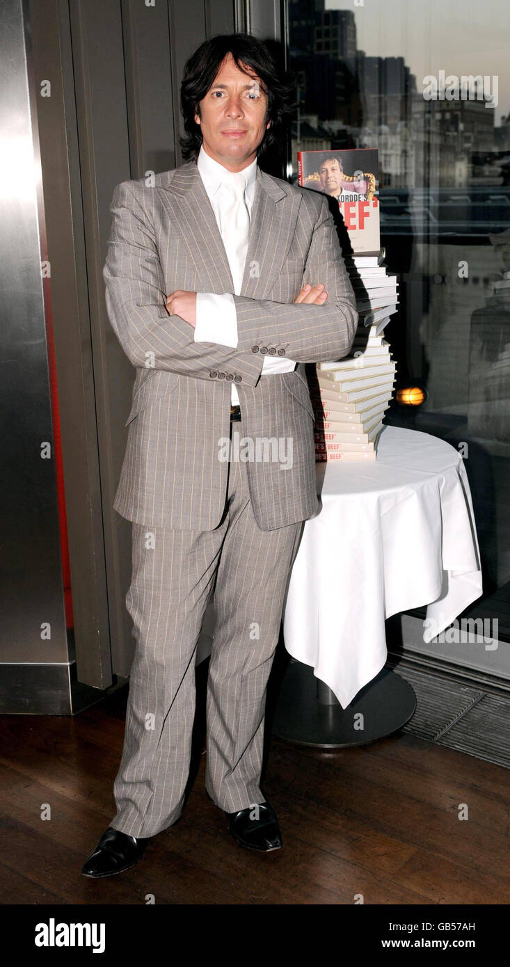 Laurence Llewelyn-Bowen at the launch of John Torode's new book 'Beef' at Smith's of Smithfield, Charterhouse Street, in central London. Stock Photo