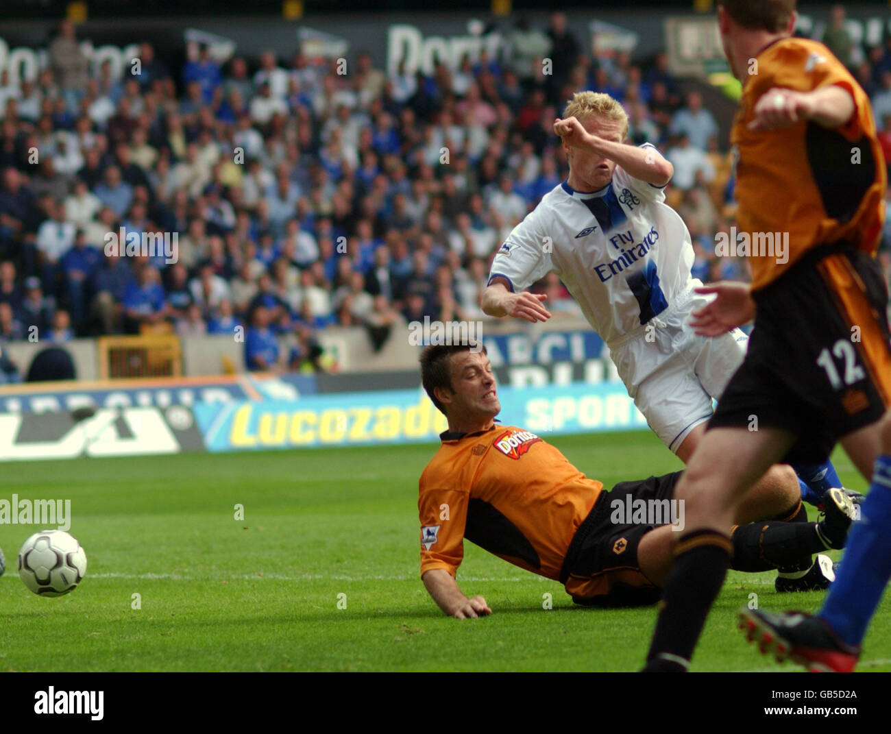 Wolverhampton Wanderers' Paul Butler fails to stop Chelsea's Damien ...