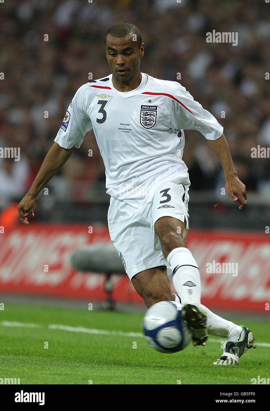 Soccer - FIFA World Cup 2010 - Qualifying Round - Group Six - England v Kazakhstan - Wembley Stadium. Ashley Cole, England Stock Photo