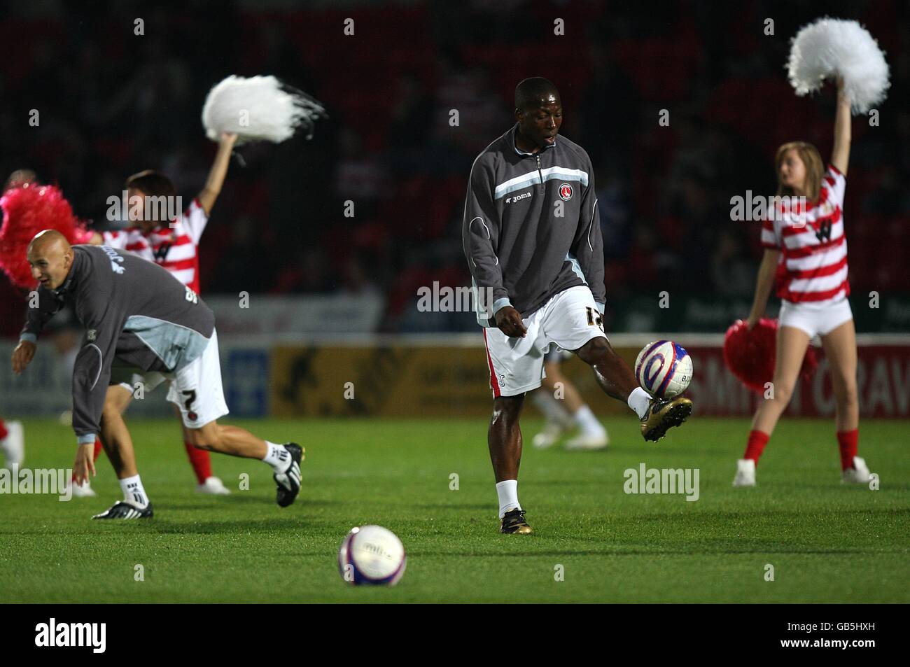 Pre match routine hi-res stock photography and images - Alamy