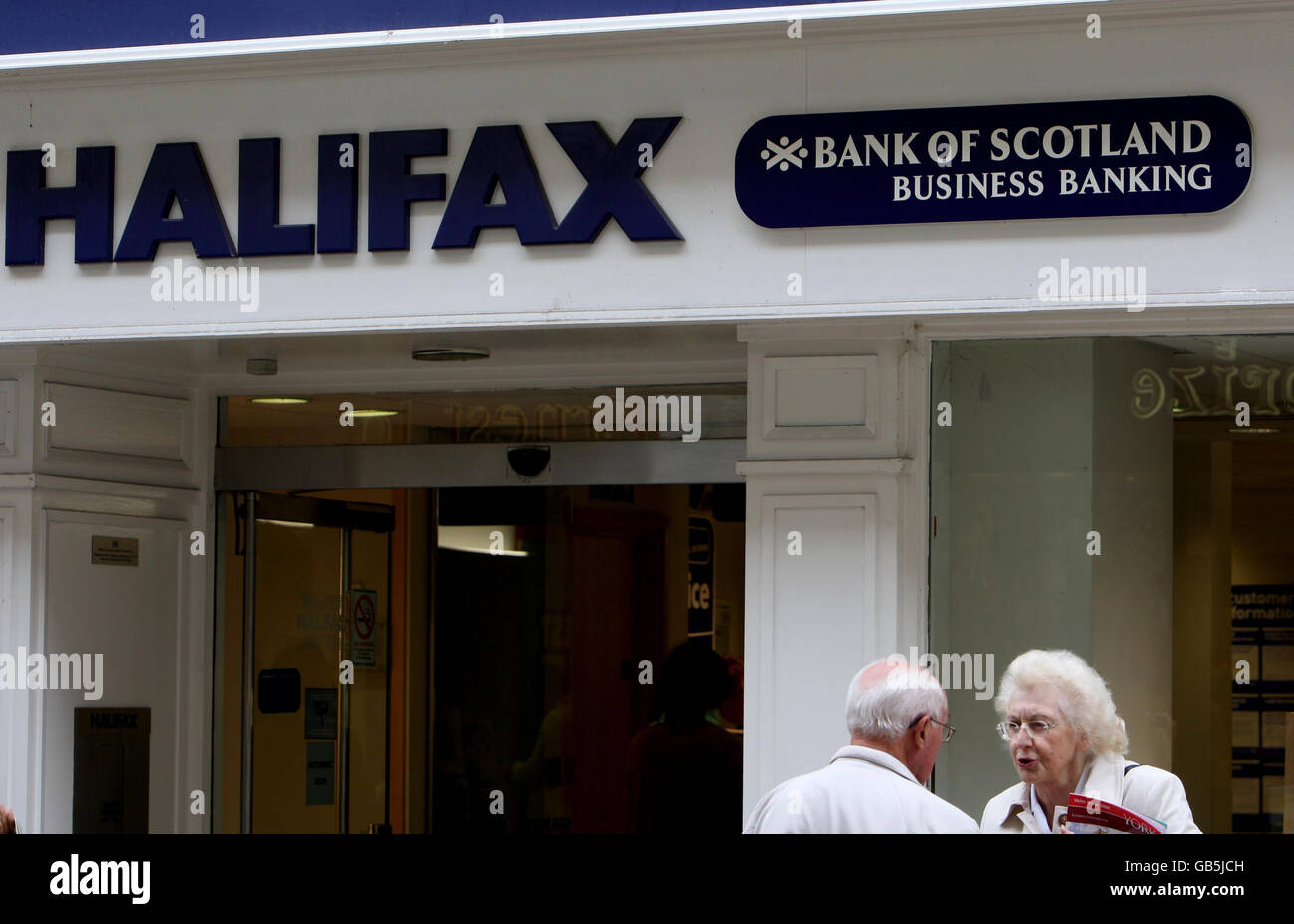 Possible merger between Lloyds TSB and HBOS. A general view of a Halifax Bank of Scotland branch in the centre of Cambridge, Cambridgeshire. Stock Photo