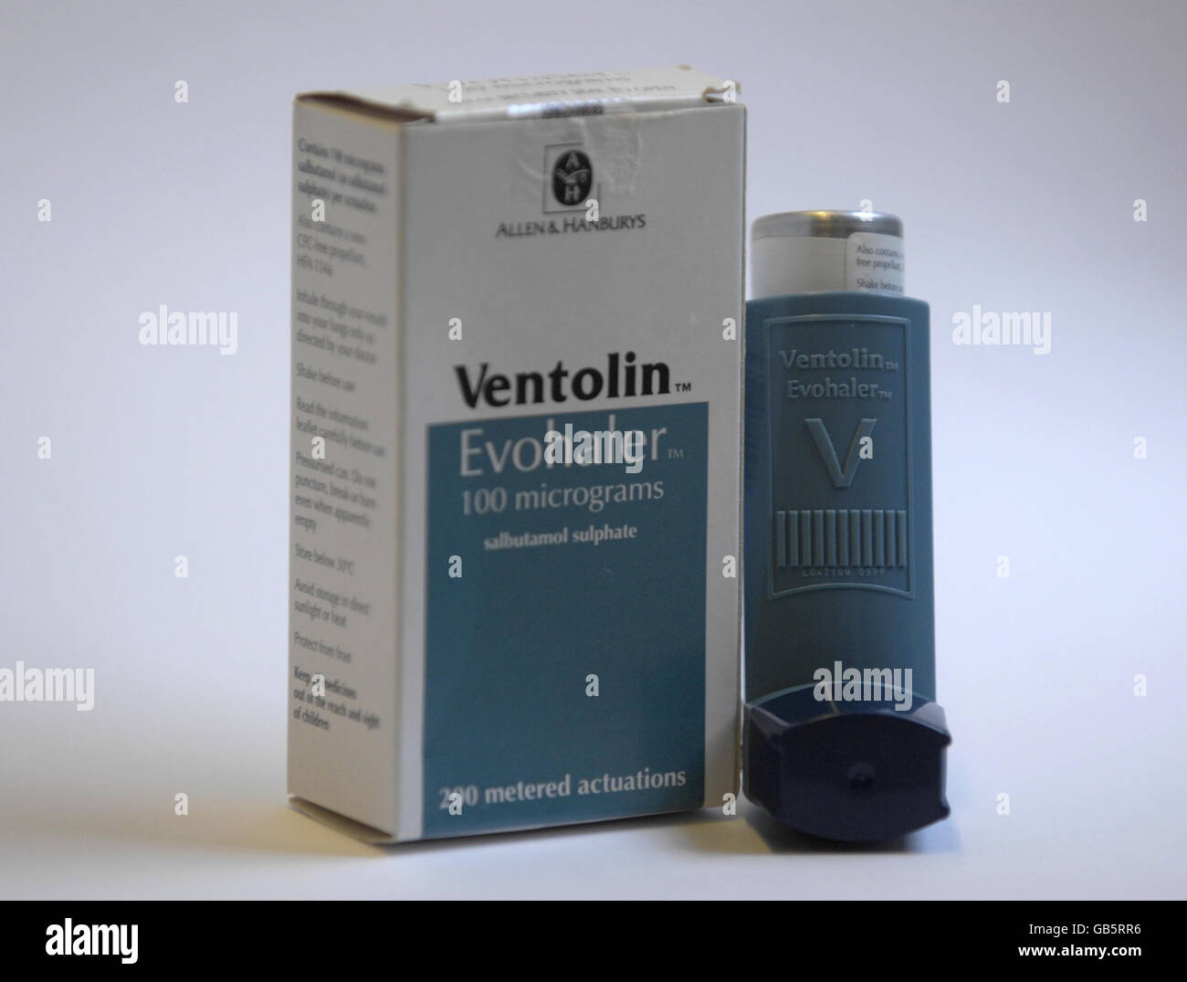 General view ventolin evohaler inhaler box hi-res stock photography and ...