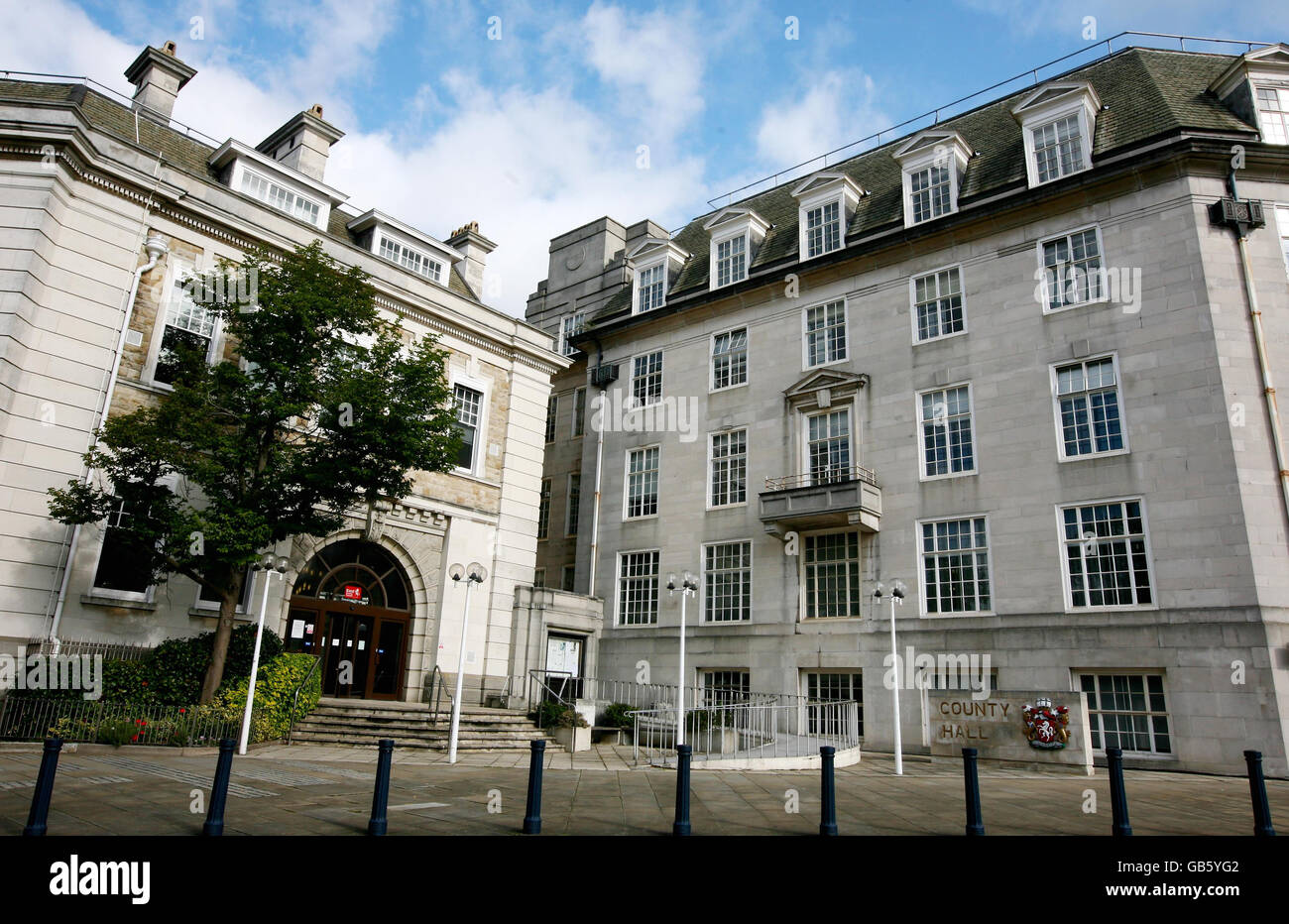 County Hall in Maidstone Stock Photo Alamy