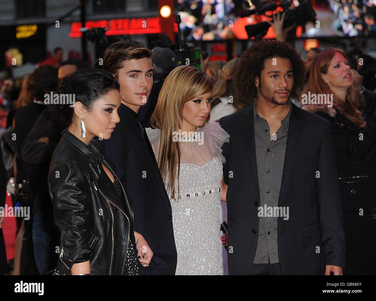 Vanessa Hudgens, Zac Efron, Ashley Tisdale and Corbin Blue arrive for the UK premiere of 'High School Musical 3' at the Empire Leicester Square, London, WC2 Stock Photo