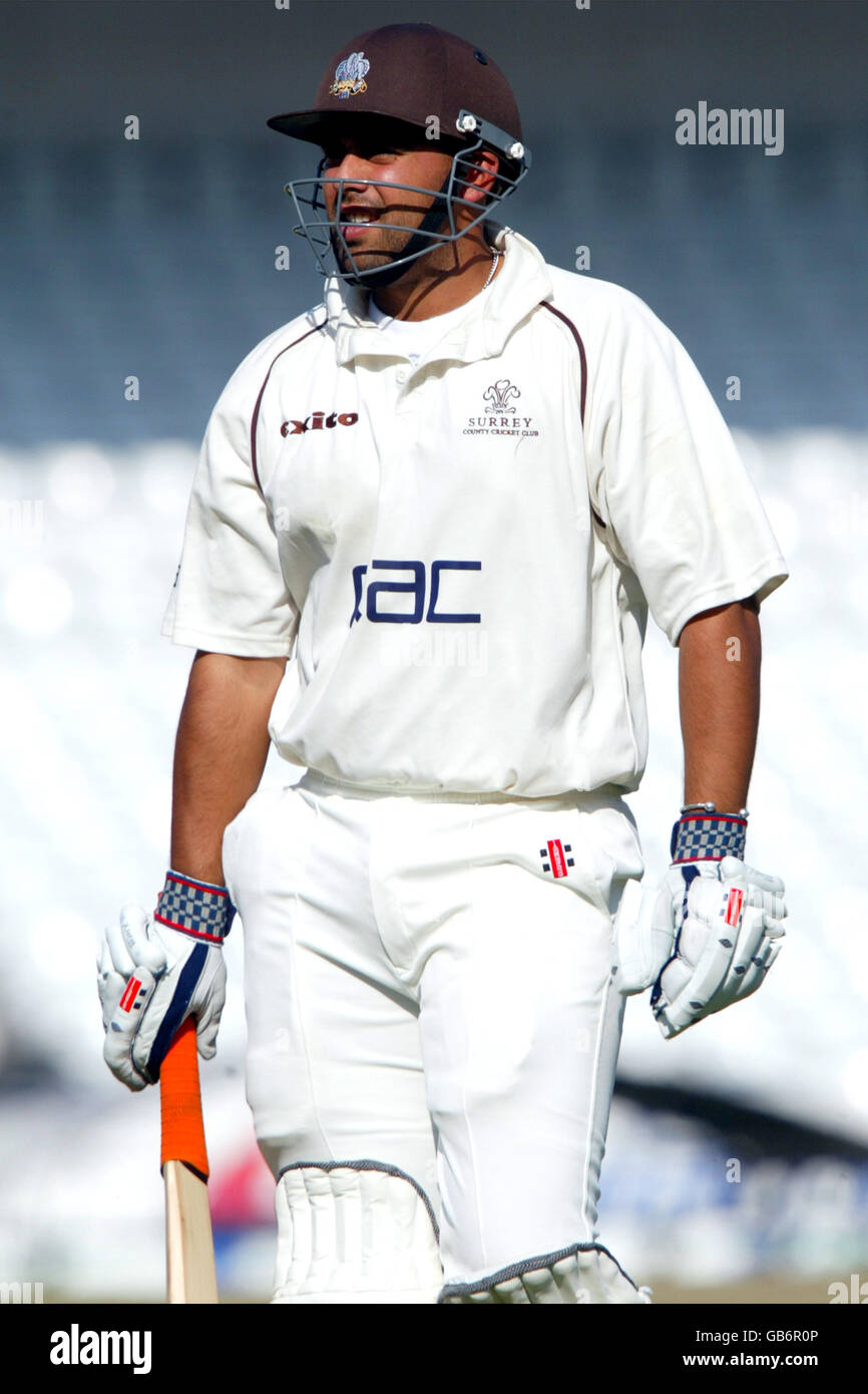 Cricket - Frizzell County Championship - Division One - Surrey v Essex. Nadeem Shahid, Surrey Stock Photo