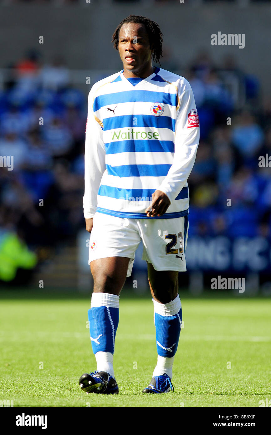 Soccer - Coca-Cola Football League Championship - Reading v Swansea City - Madejski Stadium Stock Photo