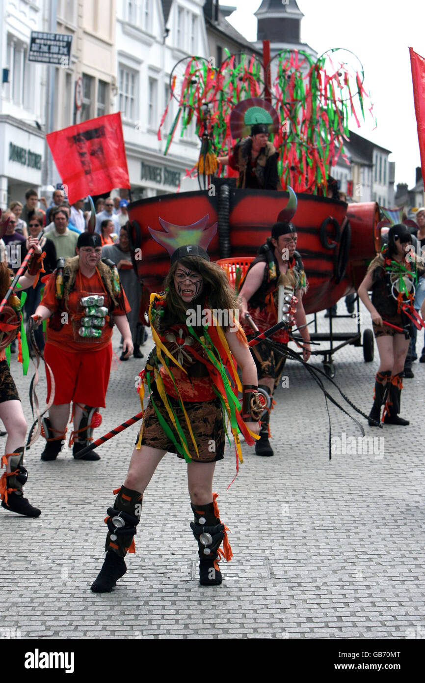 Members of the Waterford Youth Arts group perform a piece called the Rubbish Pirates as part of the Spraoi Street Festival in Waterford city centre Stock Photo