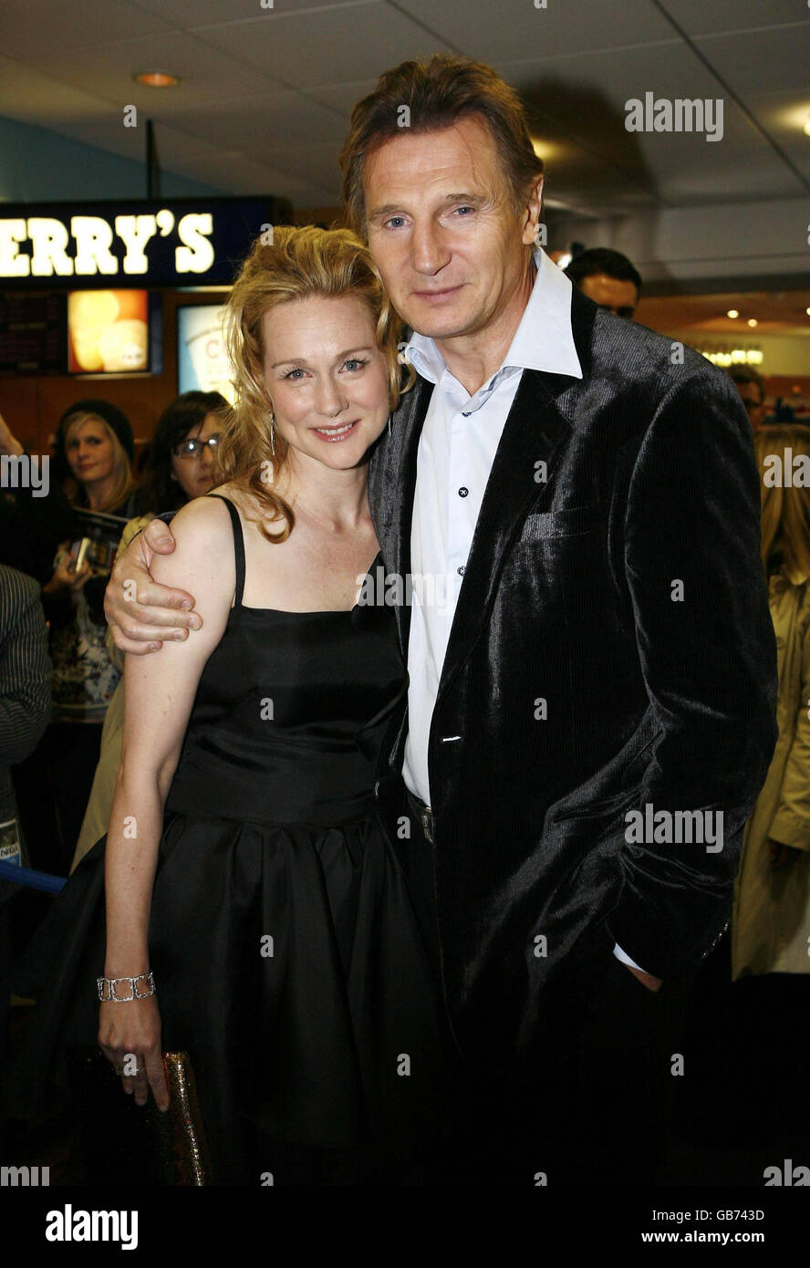 Liam laura linney other man hi-res stock photography and images - Alamy