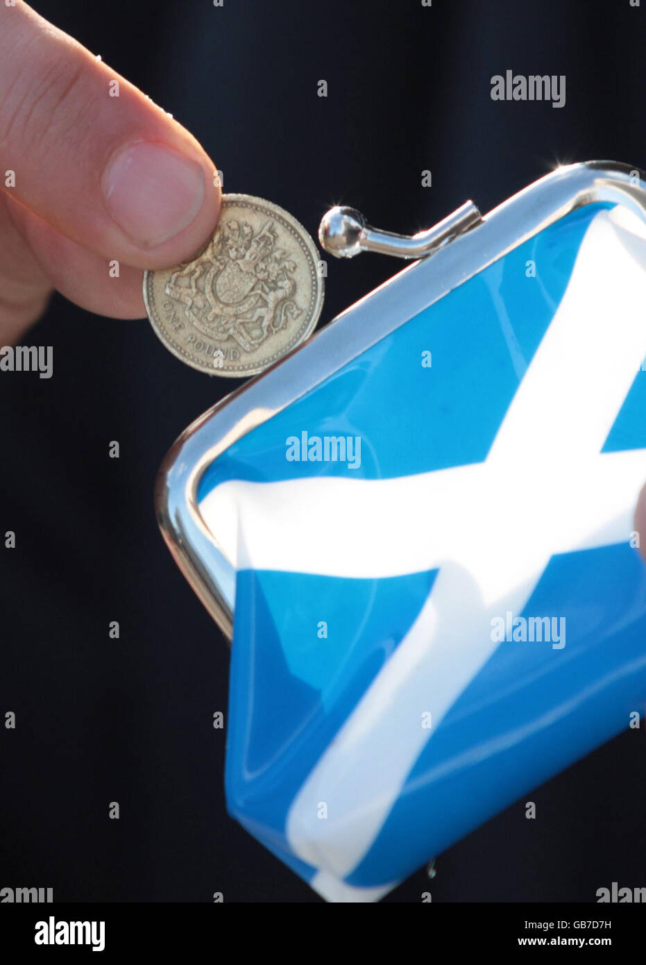 Coin purse white hires stock photography and images Alamy