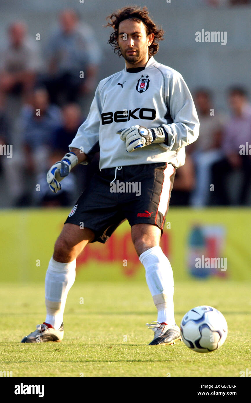 Besiktas goalkeeper hi-res stock photography and images - Alamy