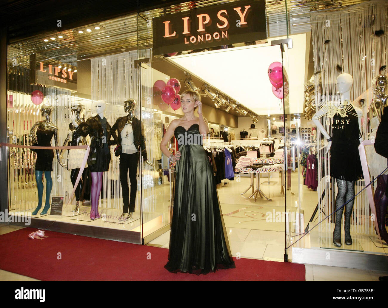 Kimberly Stewart officially opens womenswear brand, Lipsy's first standalone store at Brent Cross Shopping Centre, north London. Stock Photo