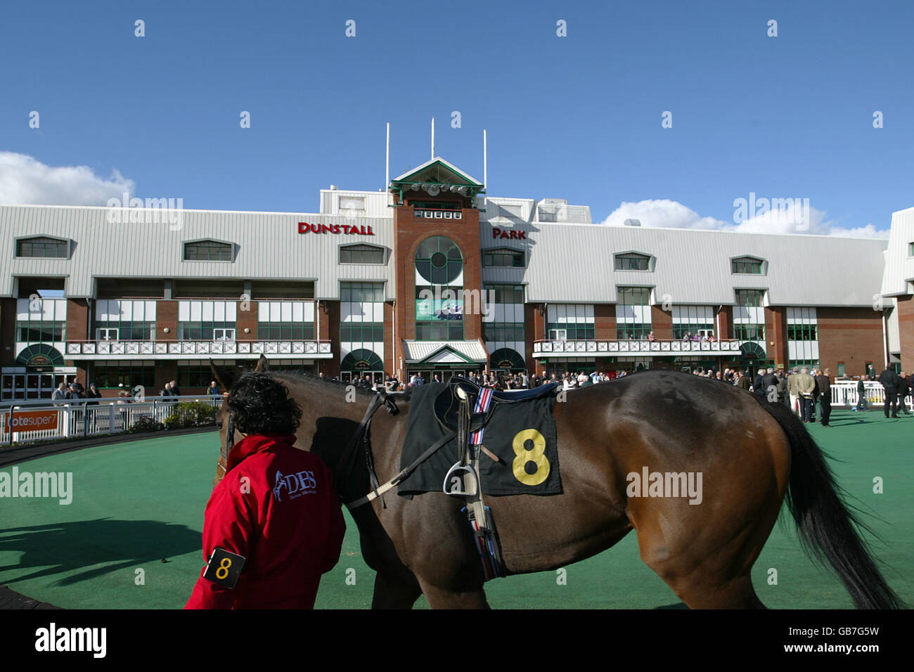 Wolverhampton Races Wolverhampton races general hi-res stock photography and images - Alamy