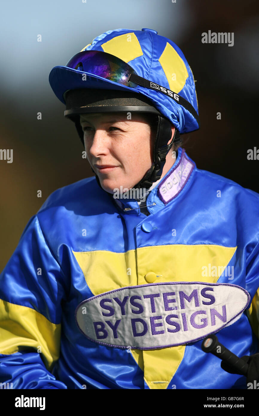 Horse Racing - Wolverhampton Racecourse Stock Photo - Alamy