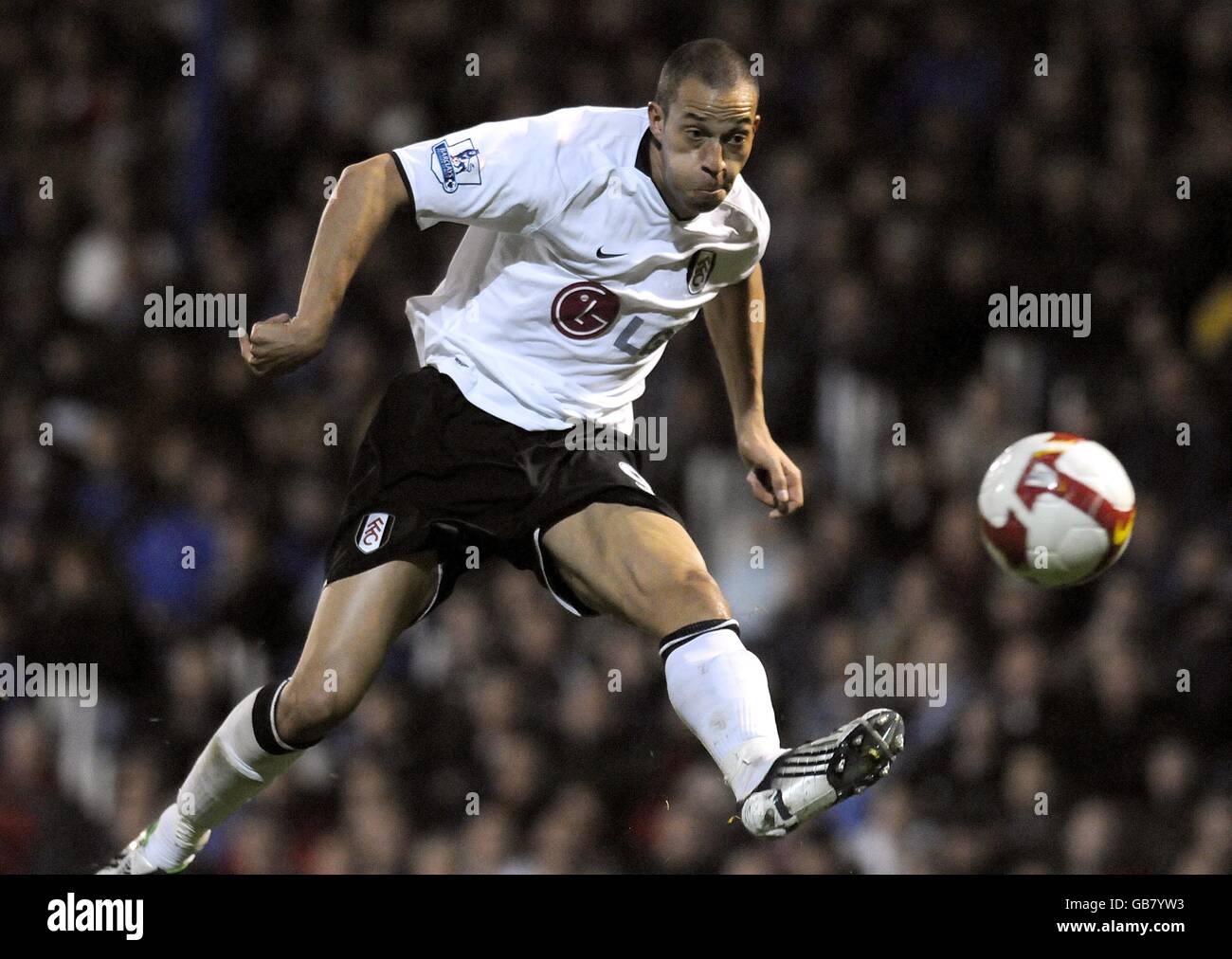 Soccer - Barclays Premier League - Portsmouth v Fulham - Fratton Park. Bobby Zamora, Fulham Stock Photo