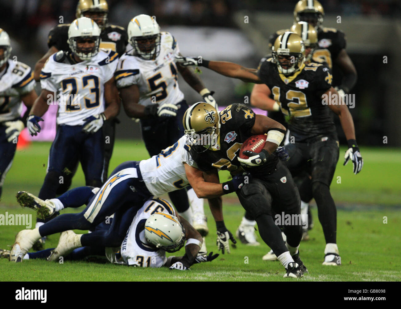 San Diego Chargers Eric Weddle returns an interception in the endzone 25  yards in the first quarter against the New York Jets in week 7 of the NFL  season at MetLife Stadium in East Rutherford, New Jersey on October 23,  2011. UPI/John Angelillo Stock