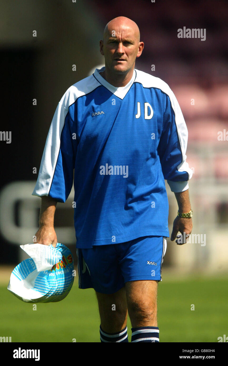 Jim duffy hires stock photography and images Alamy