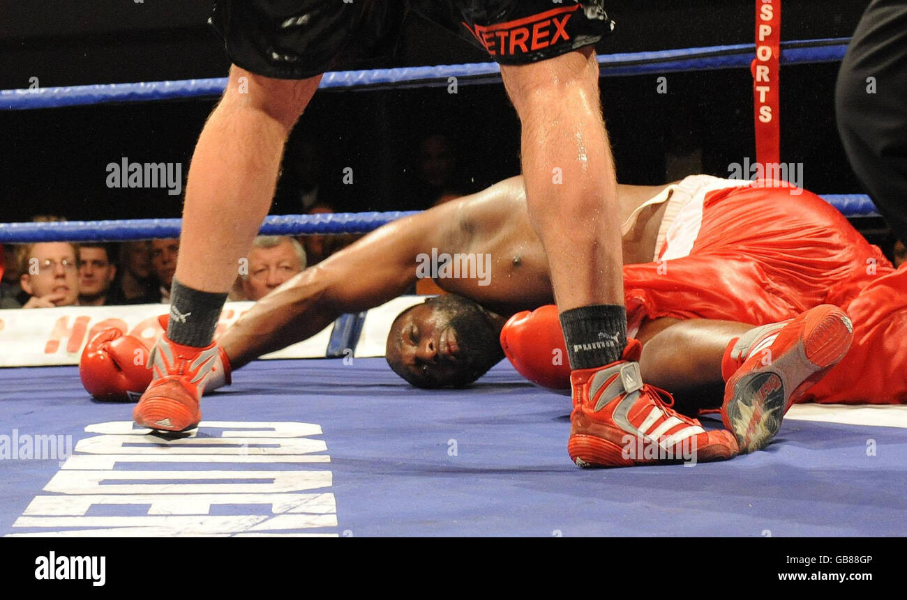 Boxing - Danny Williams v Albert Sosnowski - Heavyweight - Bethnal Green -  London Stock Photo - Alamy